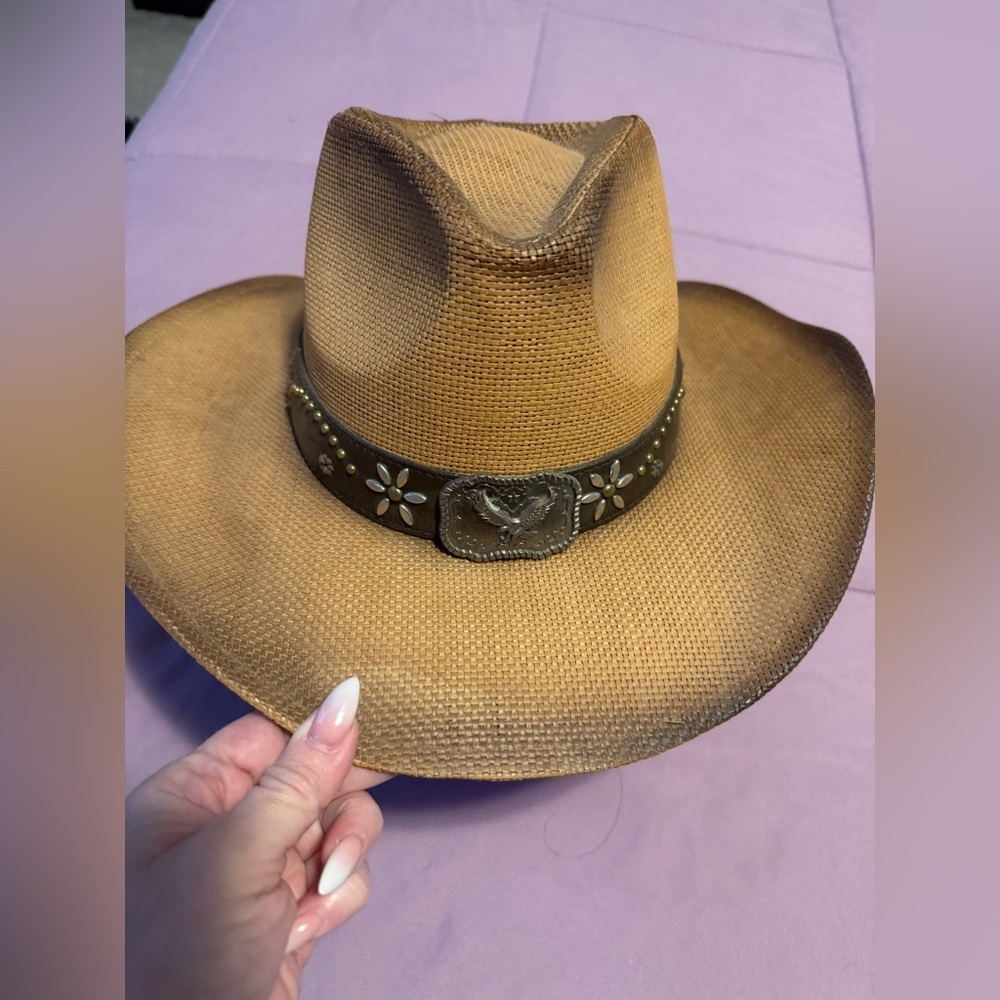 Milani Tan Western Hat with Floral Band
